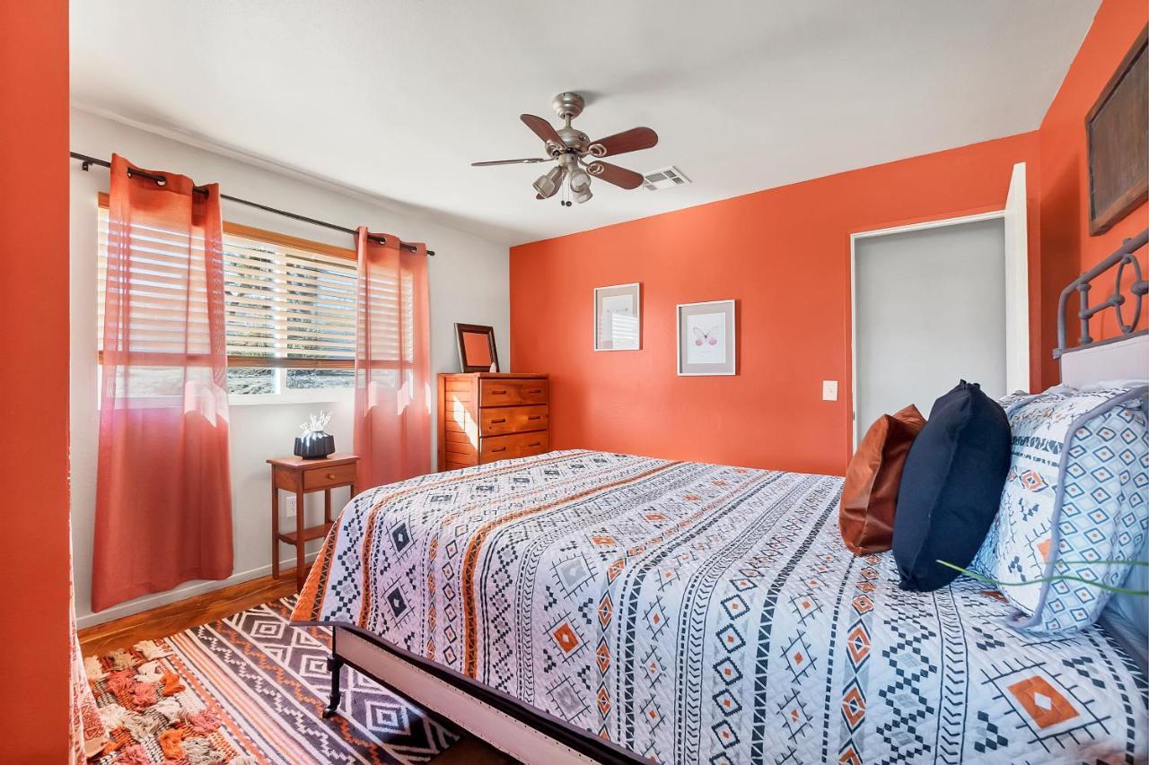 Cozy Desert Retreat With Amazing Views Only 4 Miles To Jtnp Joshua Tree Εξωτερικό φωτογραφία